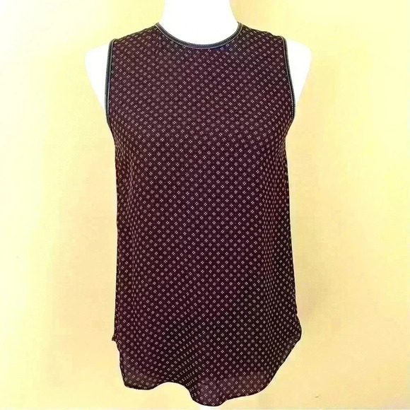 Theory Black & Black 100% Silk w/ Lambs Accent Sleeveless Tank Blouse Size P/TP - Picture 3 of 14